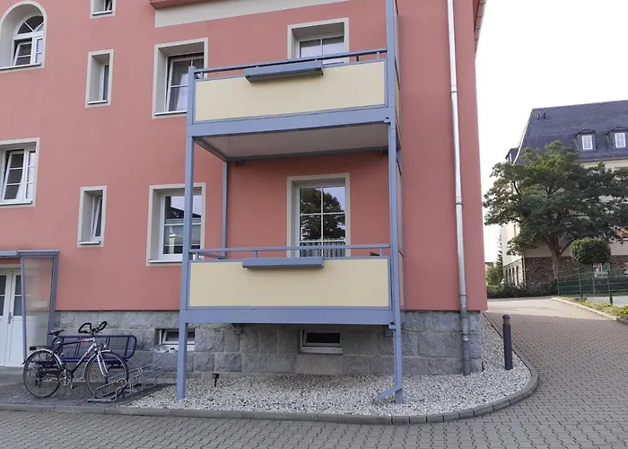 Ferienwohnung - August-Bebel-Str. 19